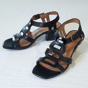 Clarks Indigo black leather sandal (sz  6)